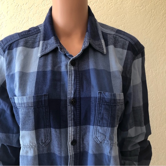Gap Women’s Size M Blue Checkered Long Sleeves Button-Up Shirt Casual Collared - Picture 12 of 16